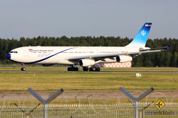 Airbus A340-313
